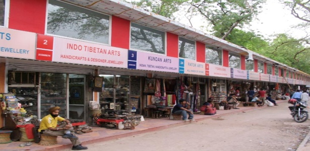 Janpath Market